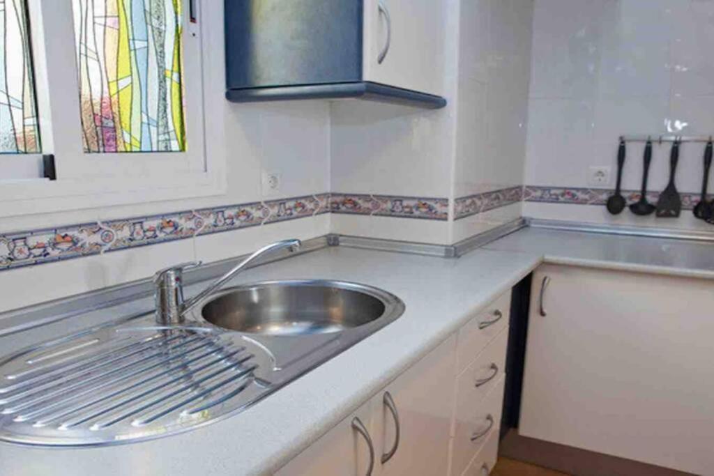 Apartamento A 2 Minutos Andando A La Playa. Ла-Ислета-дель-Моро Экстерьер фото